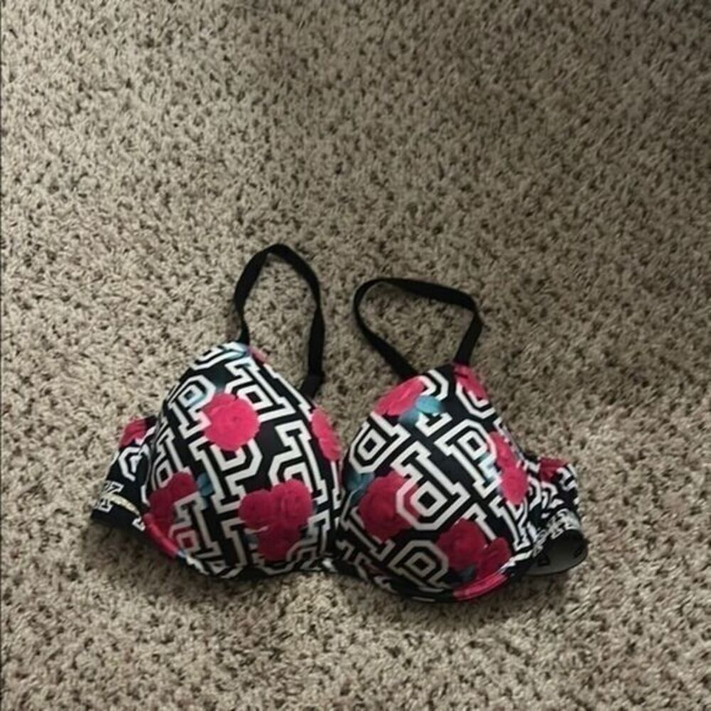 PINK by Victoria Secret 36C Geometric Floral push up  Bra with Black Straps   B